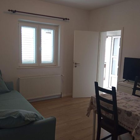 Vinka Apartment เซรเซร์ ภายนอก รูปภาพ