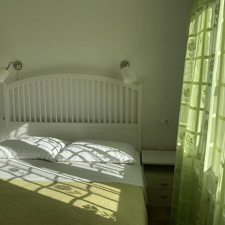 Vinka Apartment เซรเซร์ ภายนอก รูปภาพ